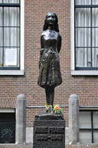 Anne Frank Statue