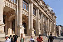 Calea Victoriei, National Museum