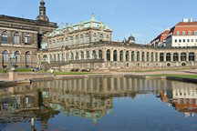 Zwinger, Zwingerhof