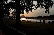Elbe im Gegenlicht