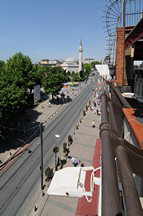 Divan Jolu Caddesi