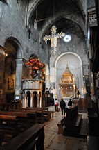 Trg Ivan Pavla II, Kathedrale Sveti Lovro