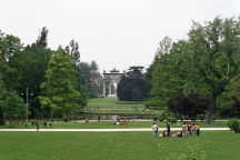 Park hinter dem Castello