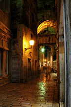 Split bei Nacht