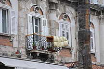 Uferpromenade, Balkon