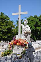 Christoph-Kolumbus-Friedhof, Grab Amelia Goyri
