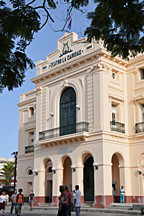 Parque Vidal, Teatro la Caridad