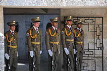 Mausoleum Jose Martis, Wachablse