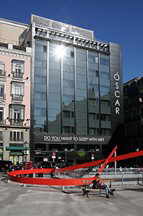 Plaza de Vazquez de Mella, Hotel Red Ribbon
