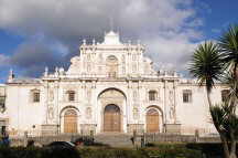 Parque Central, Catedral de Santiago