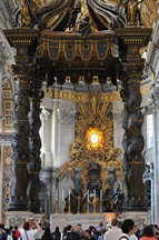 Petersdom, Bernini Baldachin