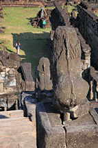 Bakong, Lwen